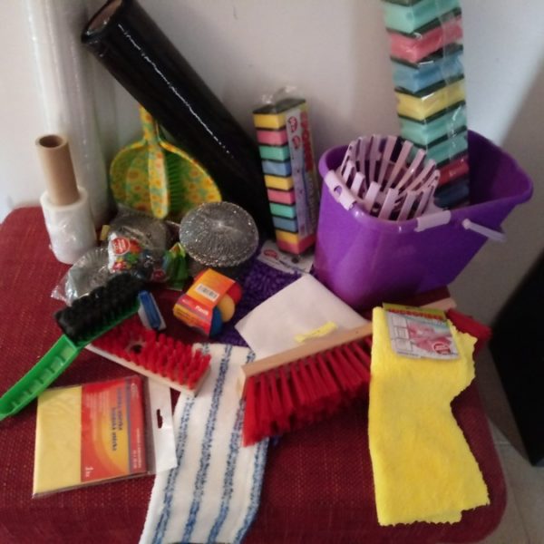 čistiace pomôcky, fólie