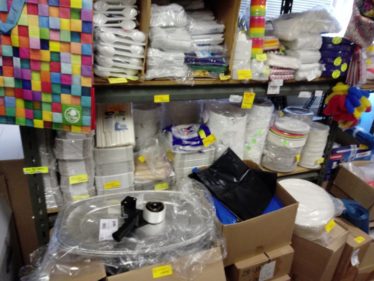 jednorazový riad, podnosy, vrecia